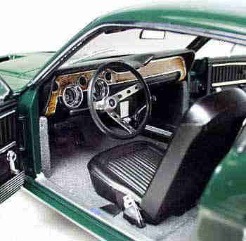 AUTOart Mustang model - Interior View