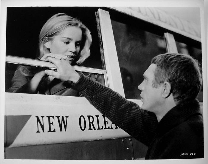 Christian (played by Tuesday Weld) and Eric (McQueen).
Parting at the bus stop.
