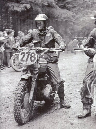 Steve on bike
At the starting post