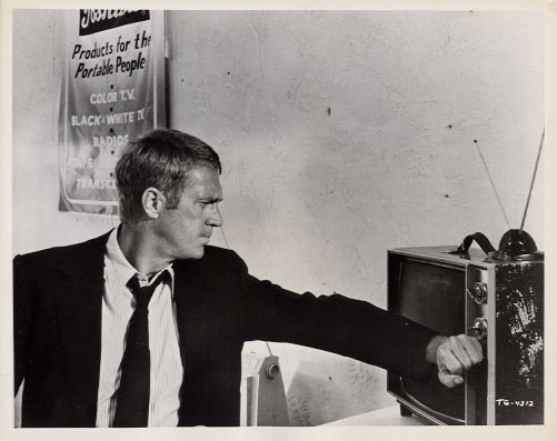 Steve McQueen (as Doc McCoy).