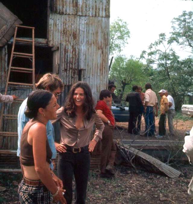 Ali MacGraw on 'The Getaway' set with crew