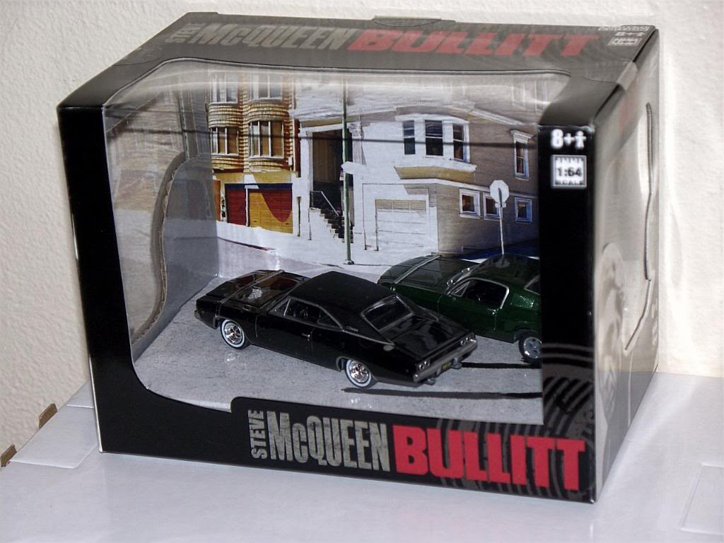Greenlight Mustang & Charger Diorama