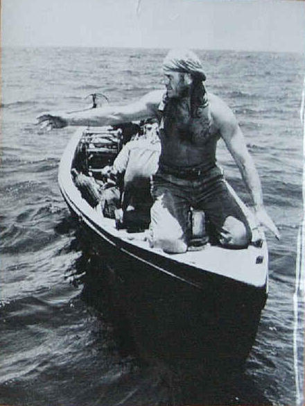 McQueen (as Papillon).
Escape at sea.