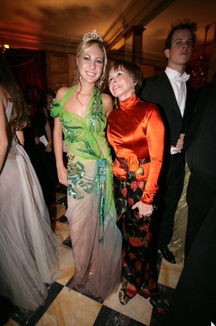 Molly with grandma Neile at 'Le Bal Crillon des Debutantes' 2005