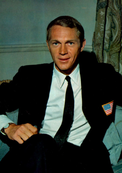 Steve in the formal US uniform